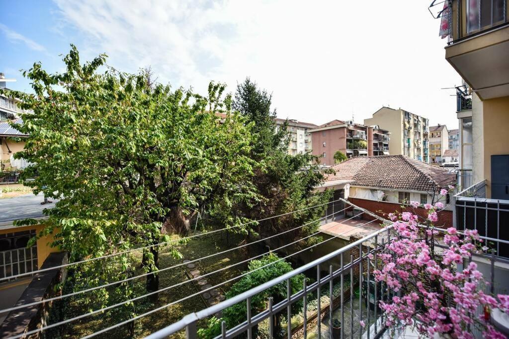 Benvenuti Casa Leo - Elegante Appartamento Torino Eksteriør billede